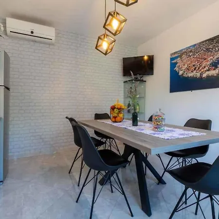 In 43527 Tatil Evi Oslje